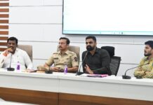 Chakan : चाकण परिसरात वाहतुकीला अडथळा ठरणारी अतिक्रमणे तातडीने हटवा. – जिल्हाधिकारी जितेंद्र डुडी Chakan